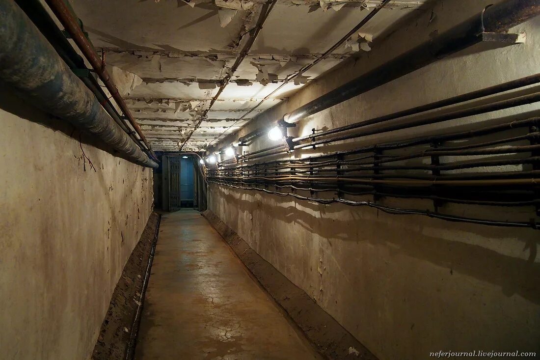 я создал бункер в замороженном мире 158