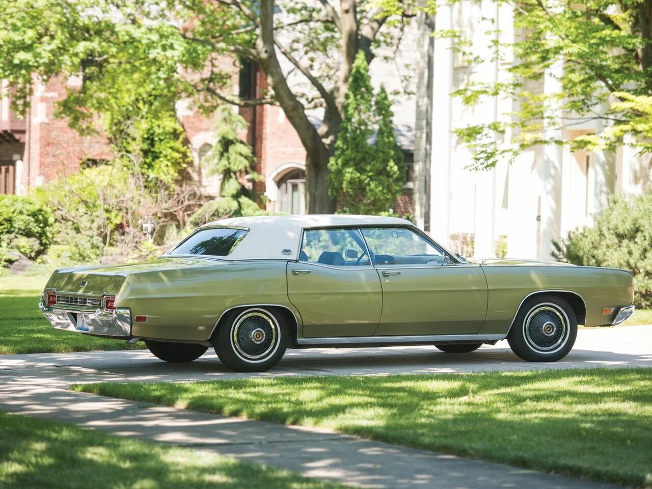 Американские машины 70. Форд седан 1970. Ford Ltd 1970. Ford Ltd 1960. Ford Hardtop.