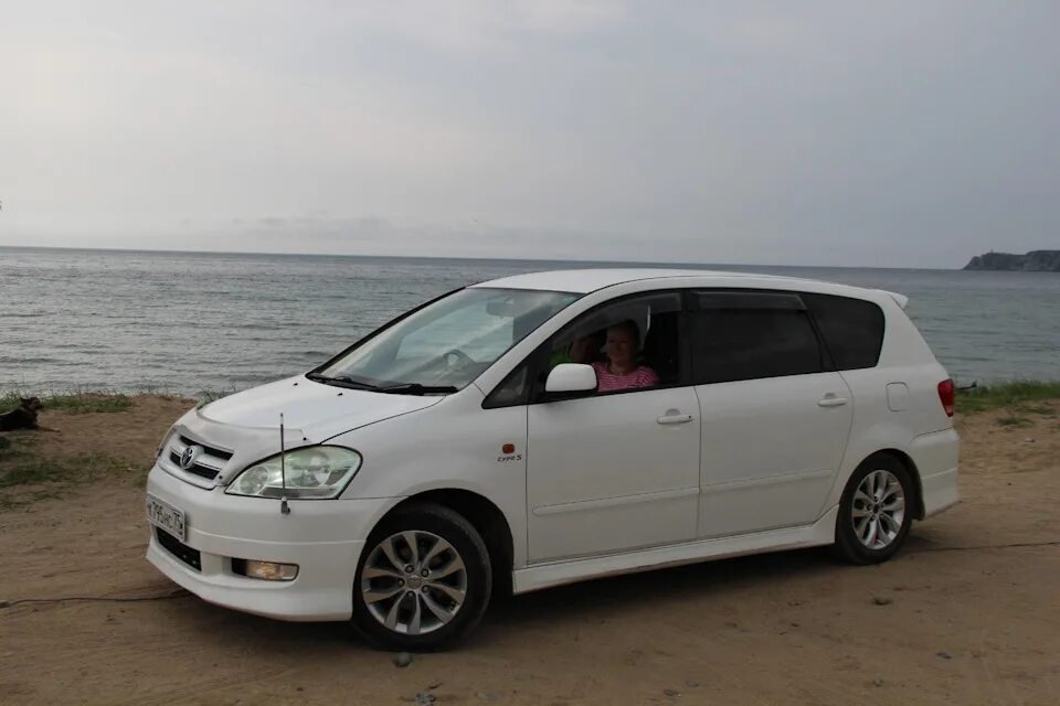Тойота ипсум 10. Фото тойота ипсум 2005. Каталог ипсум. Хонда ипсум 2010. Toyota ipsum 10 кузов.