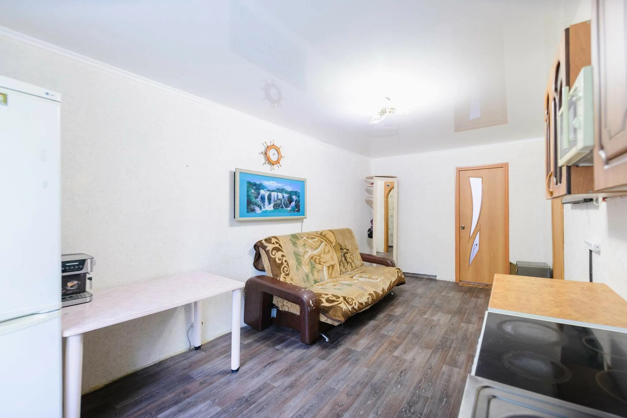 приморские зори камень рыболов. квартиры в рыболове. квартиры в рыболове. ялта фэмили отель. киренского 19 красноярск.