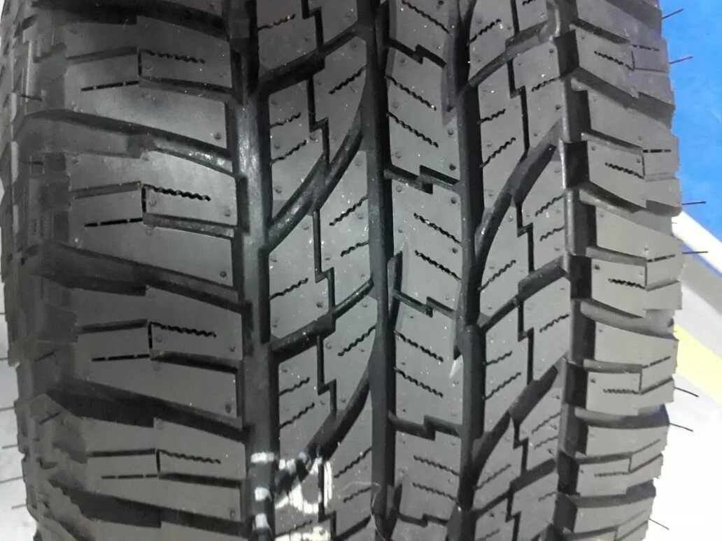 Yokohama g015 a t 102h. Yokohama g015. yokohama 275/55r20 117h geolandar a/t g015 tl. йокохама 285/60/18 h 116 g015. автошина yokohama geolandar g015.
