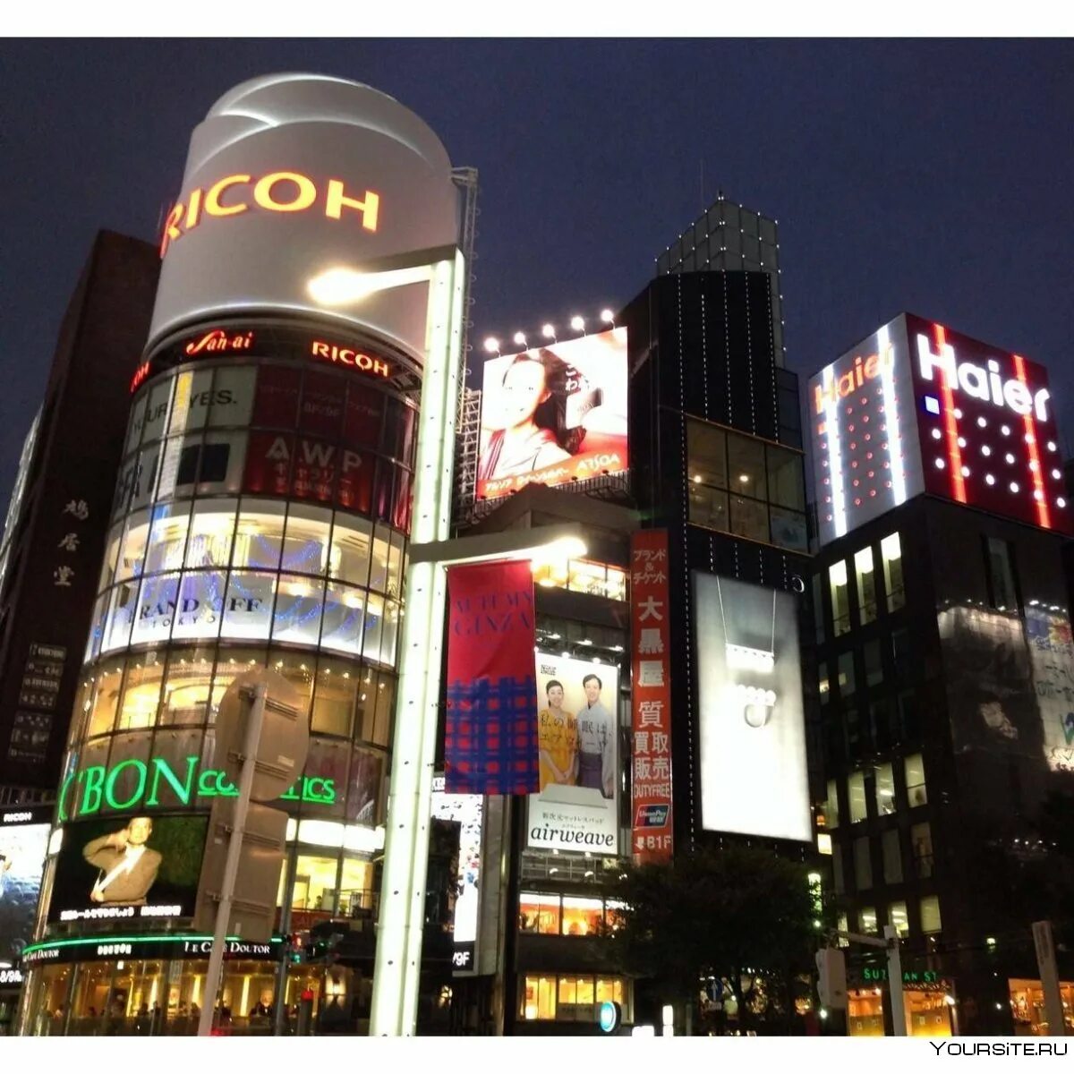 Ginza tokyo. Гинза Токио. Район Гинза в Токио. Гинза Япония Токио. Улица Гинза в Токио.