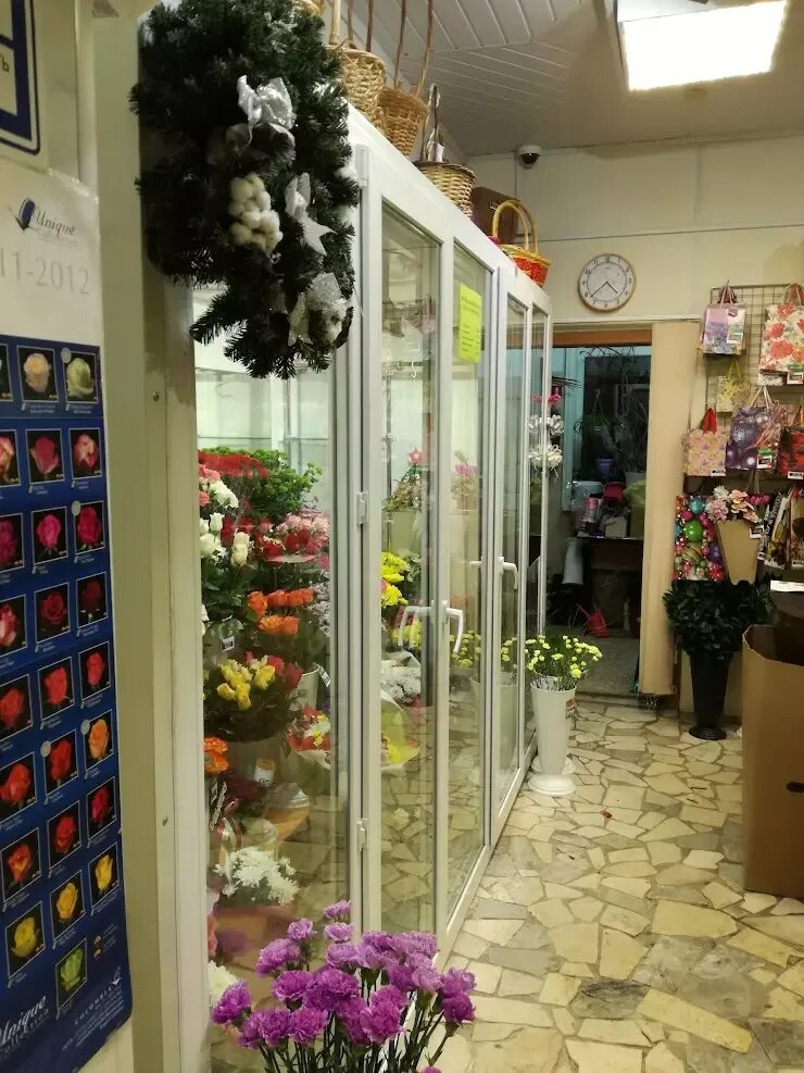 Зеленый мир Йошкар-Ола. Цветы в магазине. Цветочный магазин Йошкар-Ола. Магазин цветы на зеленом. Купить букет йошкар ола