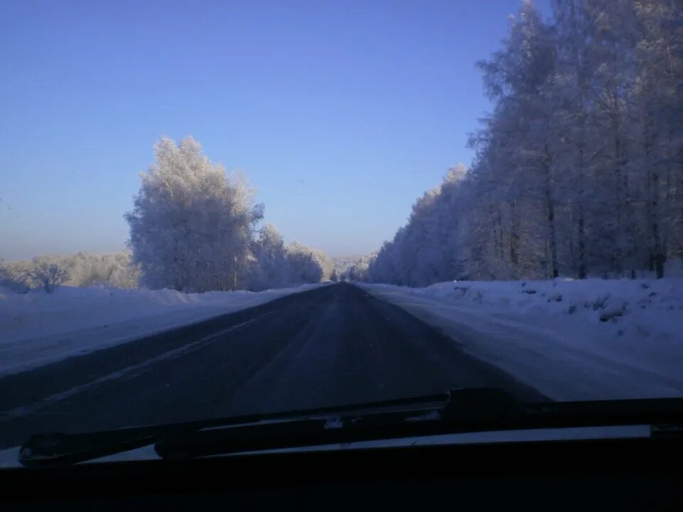 Дорога м52 снегопад 16.04.23. Трасса м5 зимой. Трасса Челябинск Екатеринбург зима. Дорога м5 зима челябински. Трасса м5 октябрьский