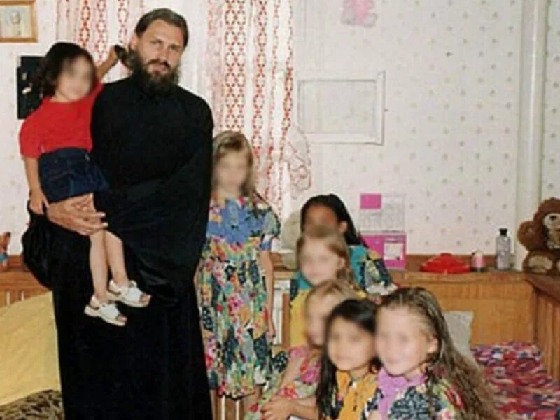 Забирают многодетных отцов. Забирают многодетных отцов