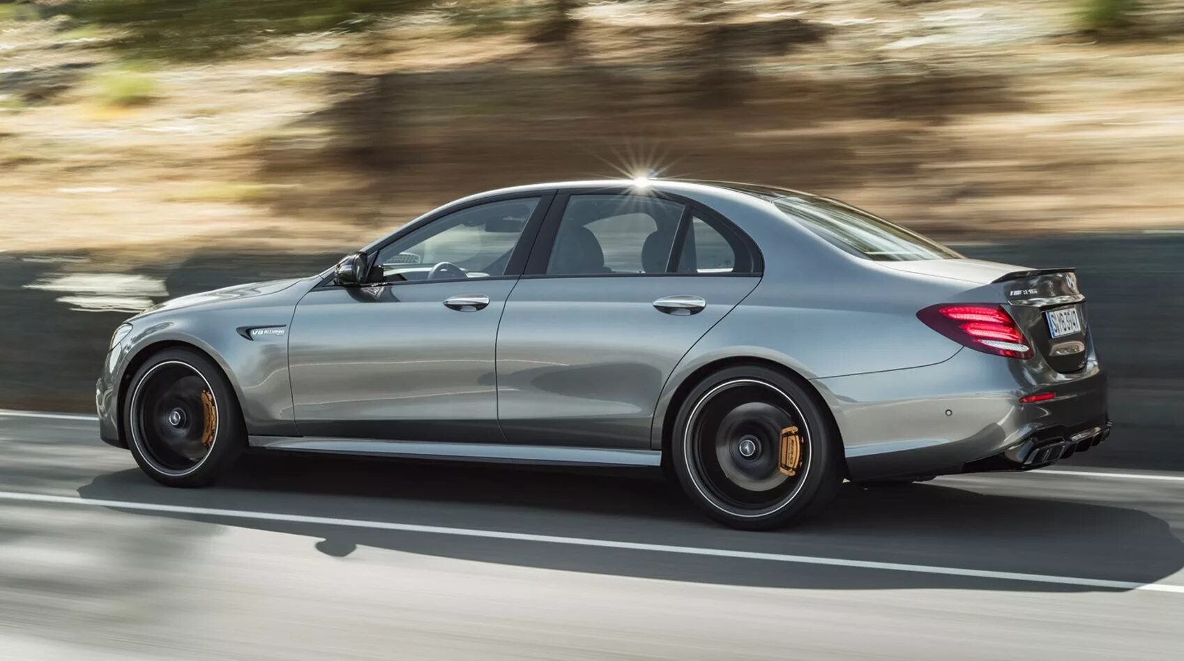 Mercedes benz amg gt 2017. Гиперкар мерседес amg. Мерседес vath s класс. C63 amg мощность. Mercedes amg one.