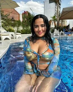 Melek Azad (FATMA DEMİR) - Fotoğraf 1.