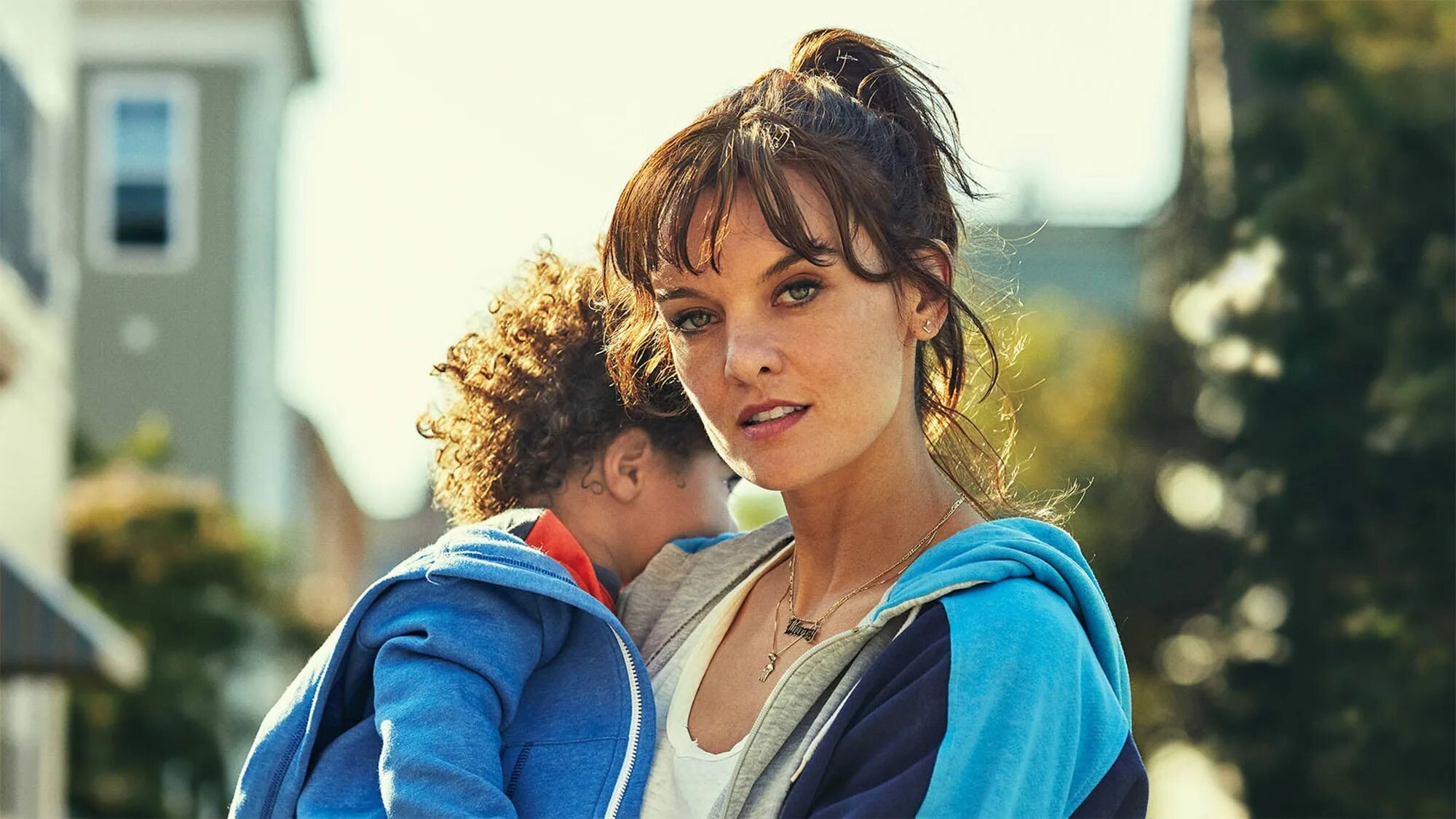 Русские мамы 2017. Фрэнки шоу-SMILF (2017). Frankie Shaw - SMILF ( 2017 ).