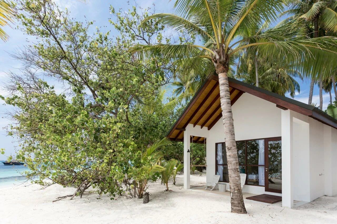 Malahini kuda bandos 5 мальдивы. Malahini kuda bandos мальдивы. Malahini kuda bandos resort мальдивы. Отель malahini kuda bandos4. Malahini bandos resort мальдивы.