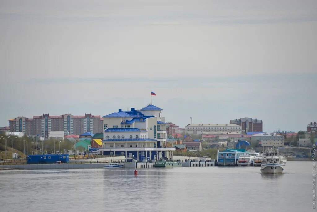 Салехард. Салехард фото. Салехард фото города. Салехард достопримечательности Салехарда. Салехард слушать