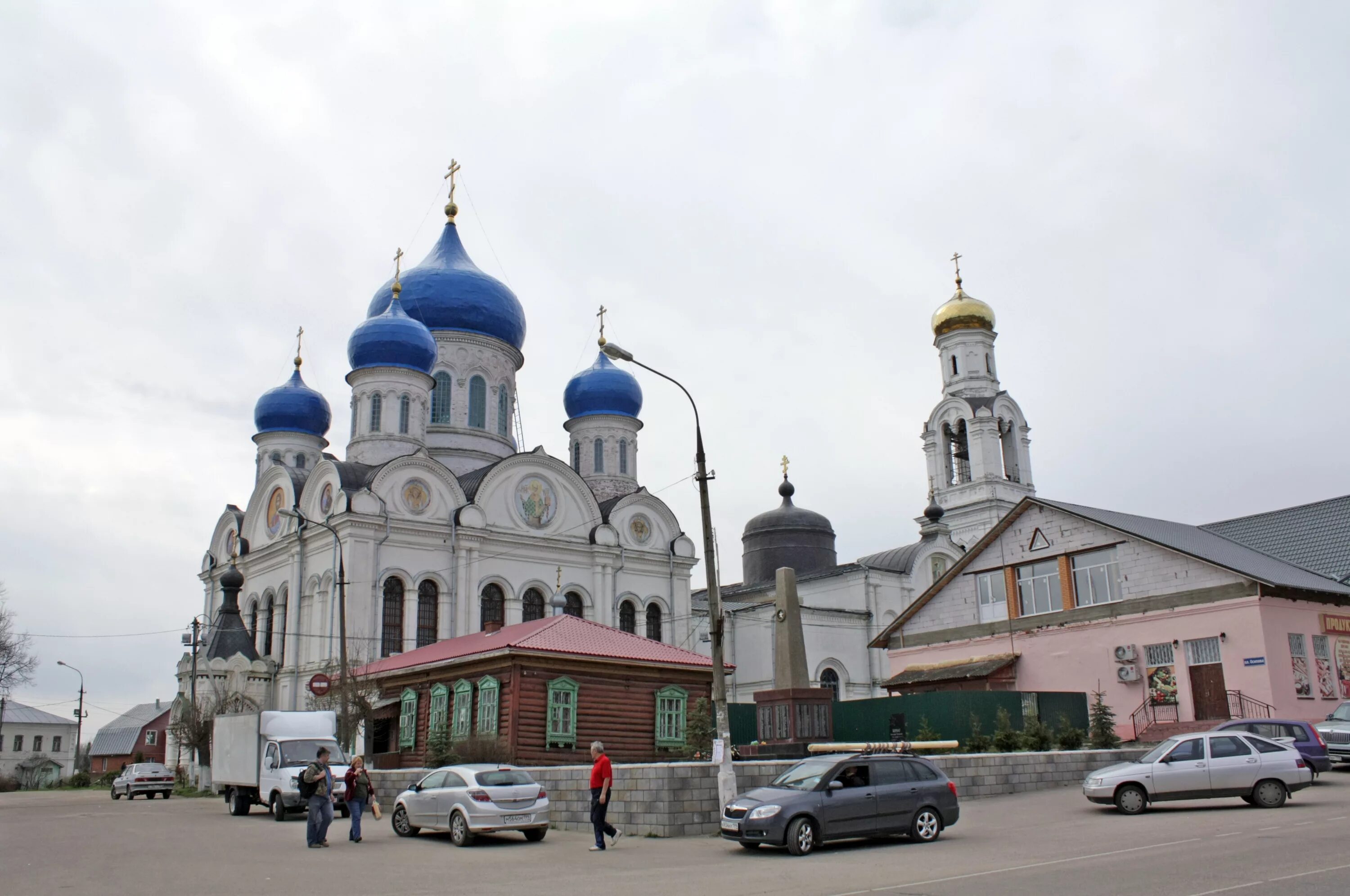 Погода в дмитровском районе в рогачево. Никольский храм Рогачево. Село Рогачево Дмитровский район. Церковь Николая Чудотворца Рогачево. Храм в Рогачево Дмитровский район.