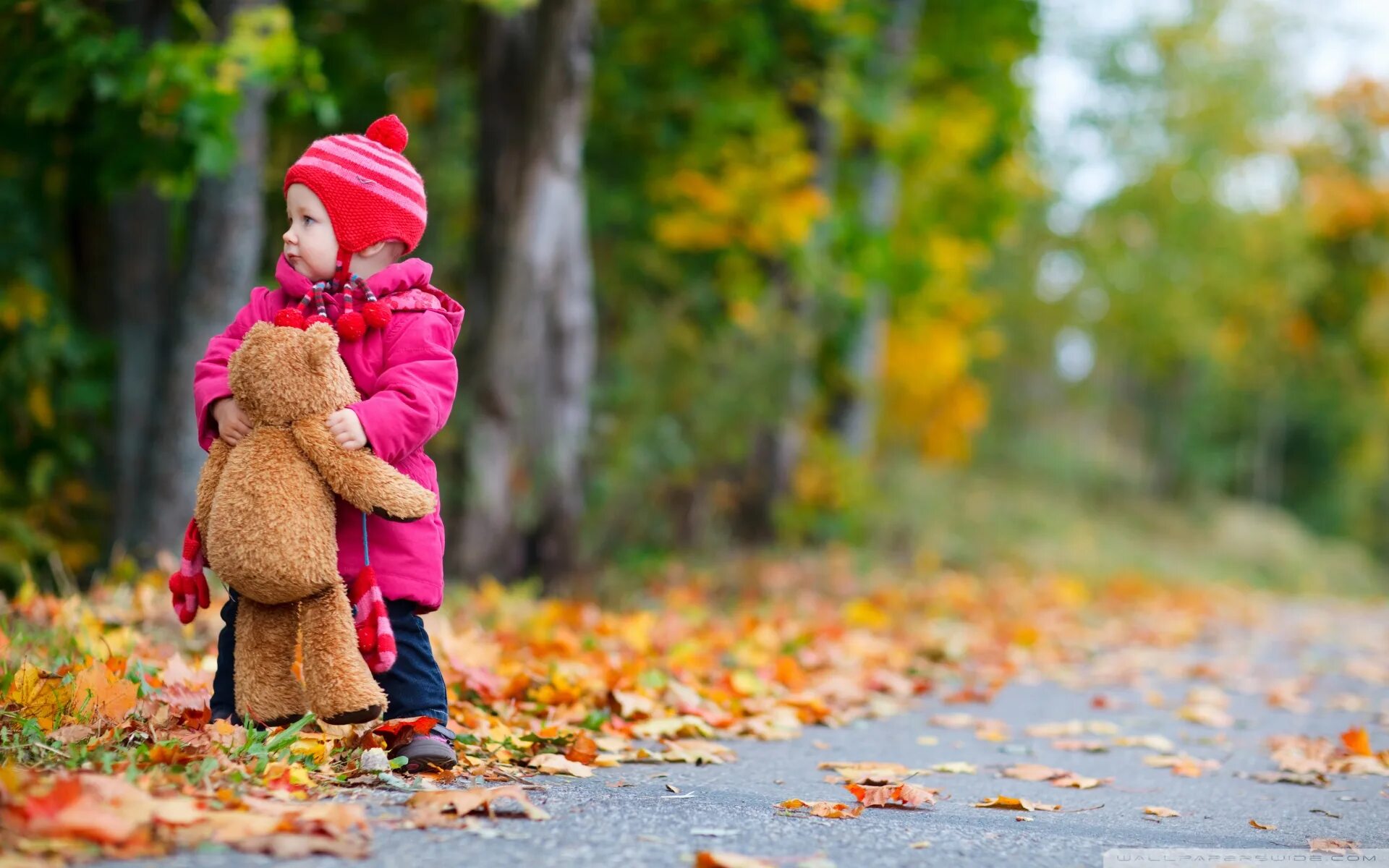 Good my baby. Осень для детей. Осенняя прогулка. Осенняя фотосессия. Осенние прогулки с детьми.