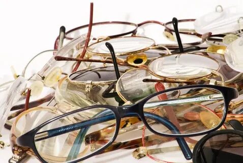 How many glasses