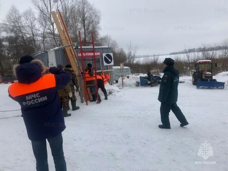 Нижнекамск через переправу. Ледовая переправа Нижнекамск. Переправа Покровское. Переправа Покровское Нижнекамск. Переправа через каму Нижнекамск Покровское.