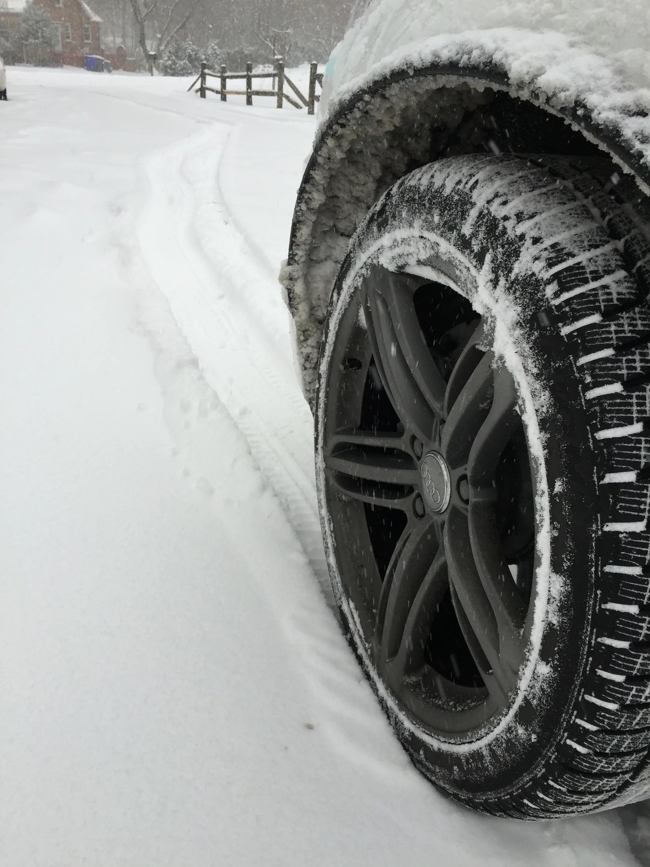 Зимние 325 пр. Winter Tires Pirelli. Pirelli Scorpion зима. Pirelli Scorpion Winter 265/45 r21 108w. Резина для зимнего дрифта.