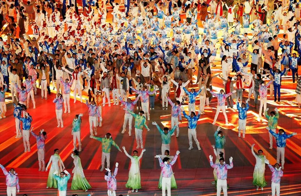 Церемония закрытия вфм. Рекламном ролике церемонии закрытия Олимпийских игр в Пекине. Ding lijen closing Ceremony.