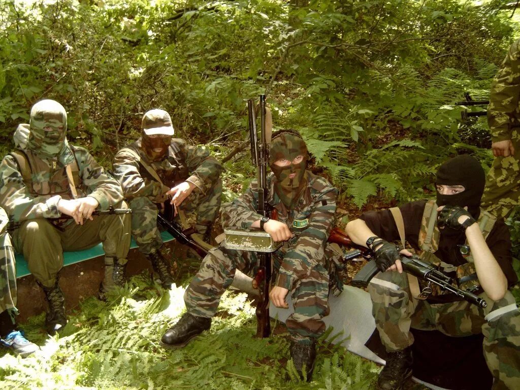 создание вооруженной группы