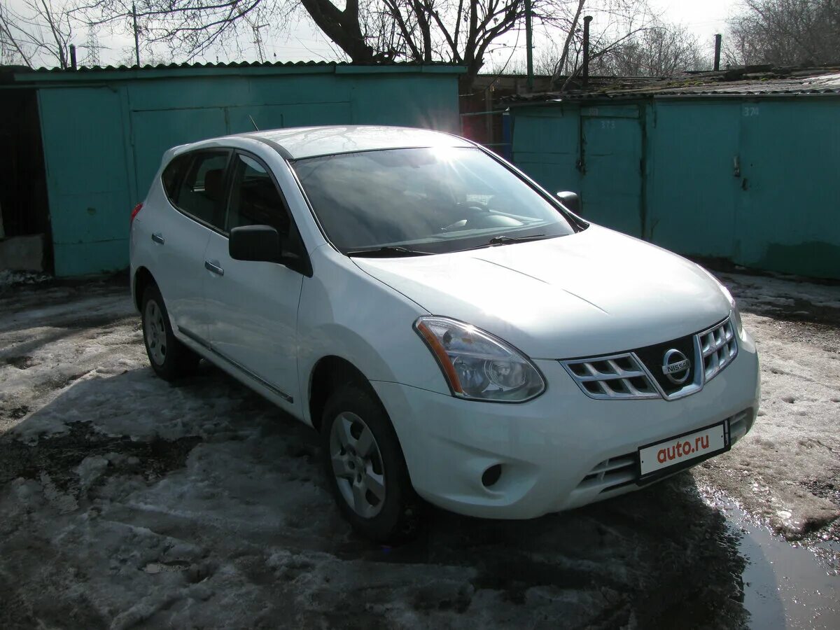 Дром купить ниссан с пробегом. Ниссан Rogue 2011. Nissan Rogue i Рестайлинг. Второй Рестайлинг Ниссан Роуг. Ниссан Рог белый.