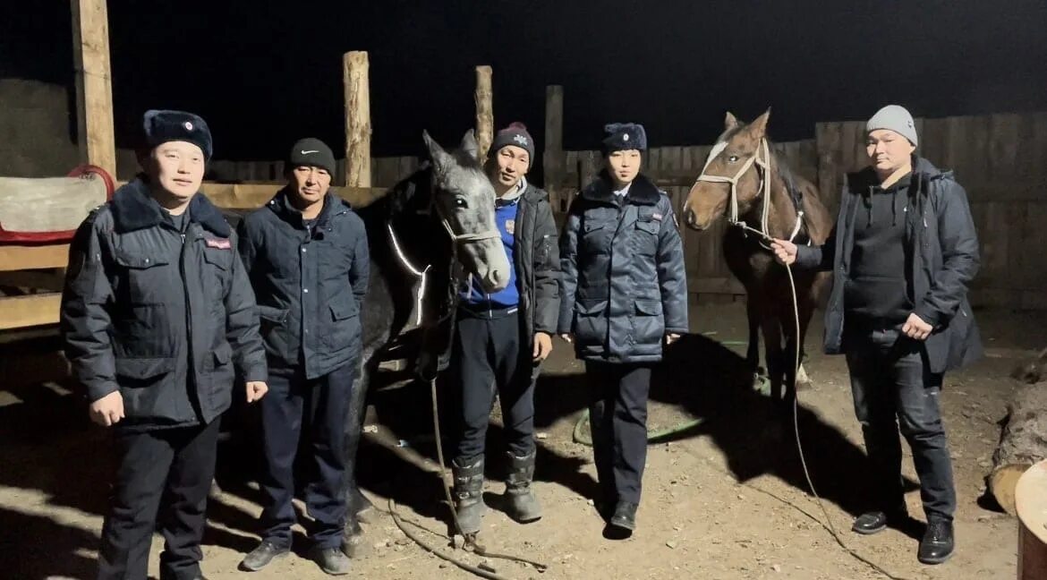 Авария в шагонаре. Работники кобылы. Тувинец Абакан. Полиция Шагонар. Тувинцы 2022.