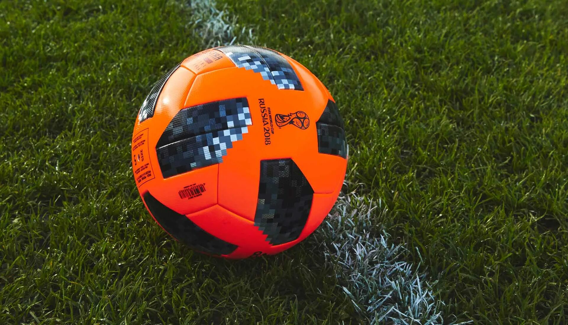 Самый неуправляемый мяч. Футбольный мяч со смещенным центром. Togu my ball soft 65 см. Adidas со смещенным центром тяжести мяч. Шары арамит стандарт желтого цвета.