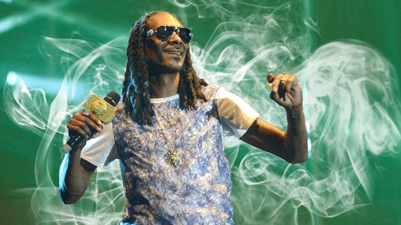 Снуп дог нес. Снуп дог. снуп дог курит. snoop dogg 2025. snoop dogg фото.
