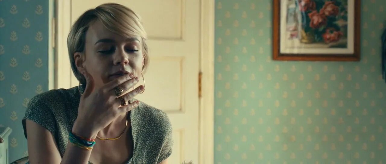 Drove 2011. Кэри маллиган drive 2011. кэри маллиган драйв фильм 2011. драйв фильм 2011 ирина. кэри маллиган кадры из фильма драйв.