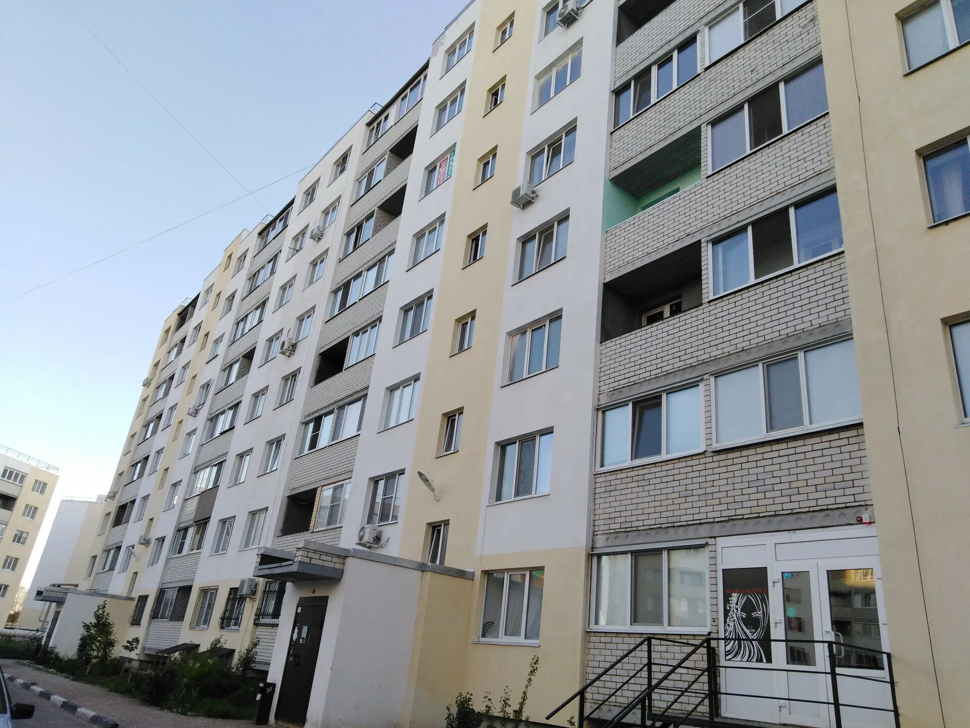 Дом-коммуна на провиантской улице. Дом-коммуна на провиантской улице. Саратовская улица д 1 корп 2. Саратовская дом 7. Саратовская дом 7.