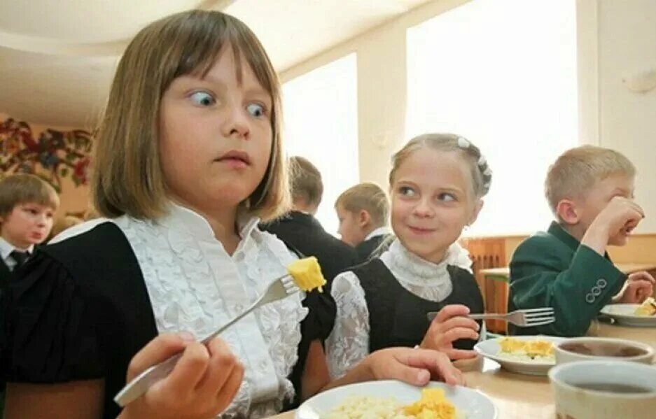 Дети в классе. Учительница в шоке. Смешные школьники. Класс с учениками. Злые учителя в школе.
