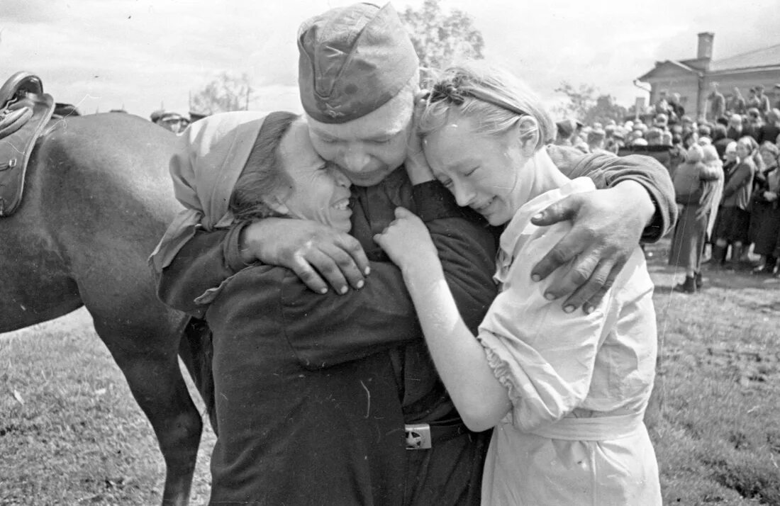 9 мая я с мамой и папой. Фотографии Великой Отечественной войны 1941-1945.
