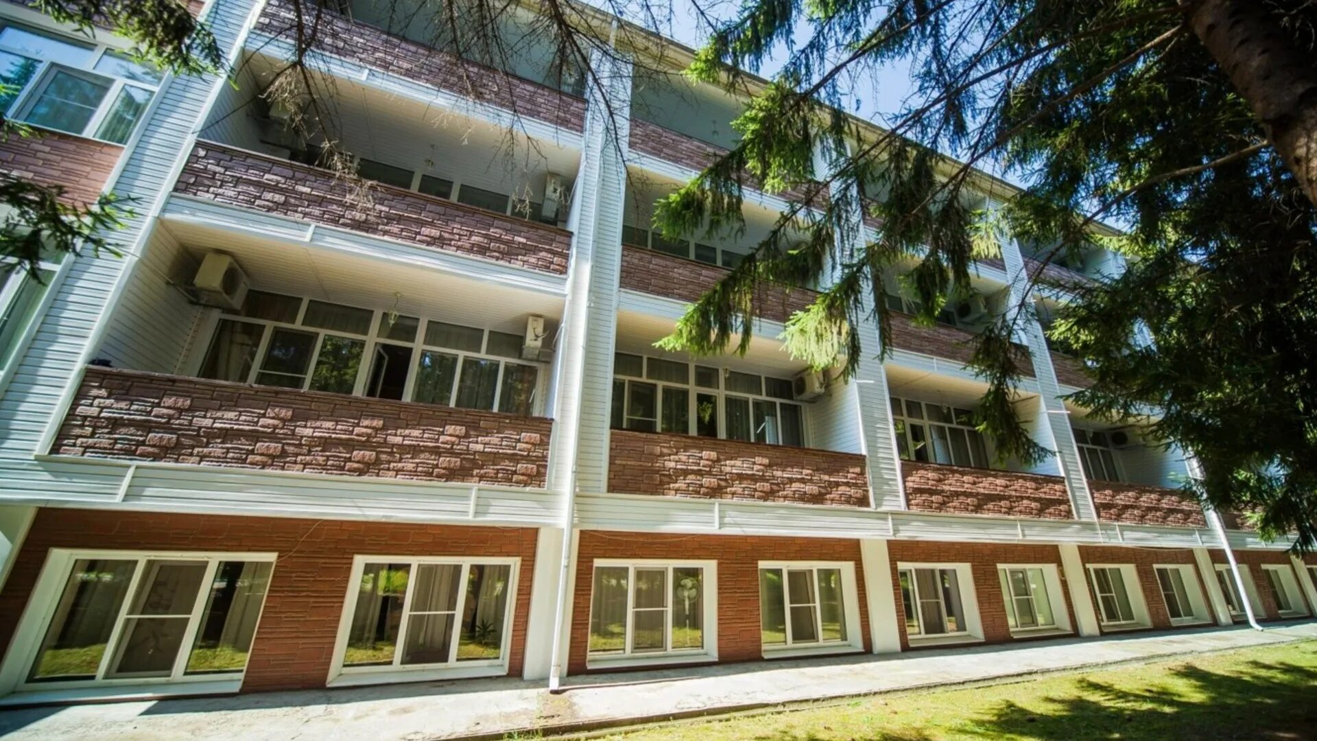 горный отель абаго гузерипль. чертовы ворота адыгея. отель абаго гузерипль. гузерипль смотровая площадка. абаго адыгея.