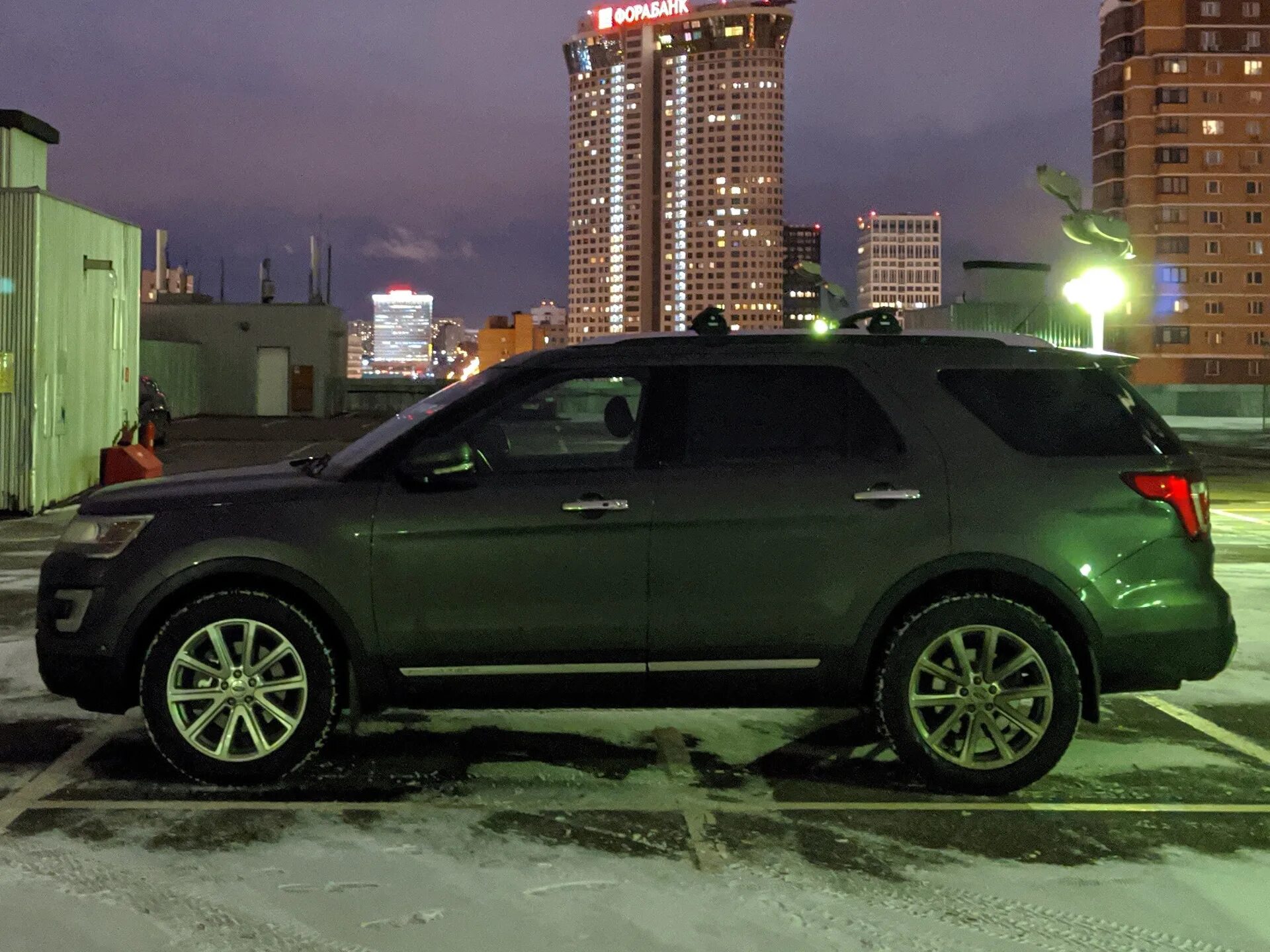 Форд эксплорер 5 r22. Форд эксплорер 5 на 20 дисках. Диск форд эксплорер r20. Диск форд эксплорер r20. Диски ford explorer r20 оригинал.