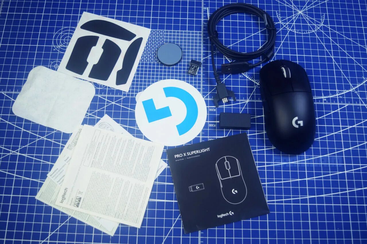 G pro x superlight сенсор. Logitech g pro x superlight комплектация. logitech g pro wireless комплектация. logitech g pro x superlight комплект. logitech g pro x коробка.