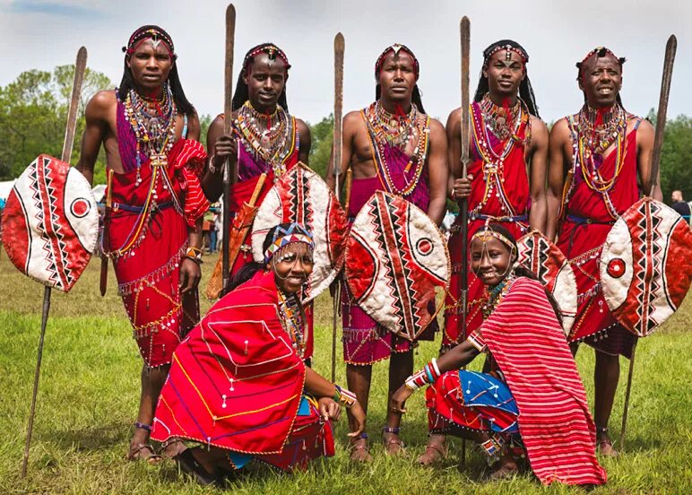 Tribe people. Кения Масаи. Масаи народ Африки. Масаи племя. Африканское племя Масаи.