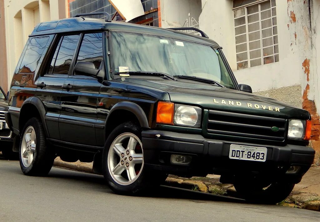 Дискавери дизель отзывы владельцев. Land Rover Discovery 2. Ленд Ровер Дискавери 2001. Ленд Ровер Дискавери 2 1998. Ленд Ровер Дискавери 2 2.5 дизель.