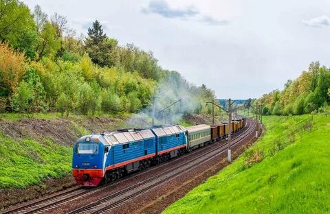 Хозяйственный поезд вагонами вперед