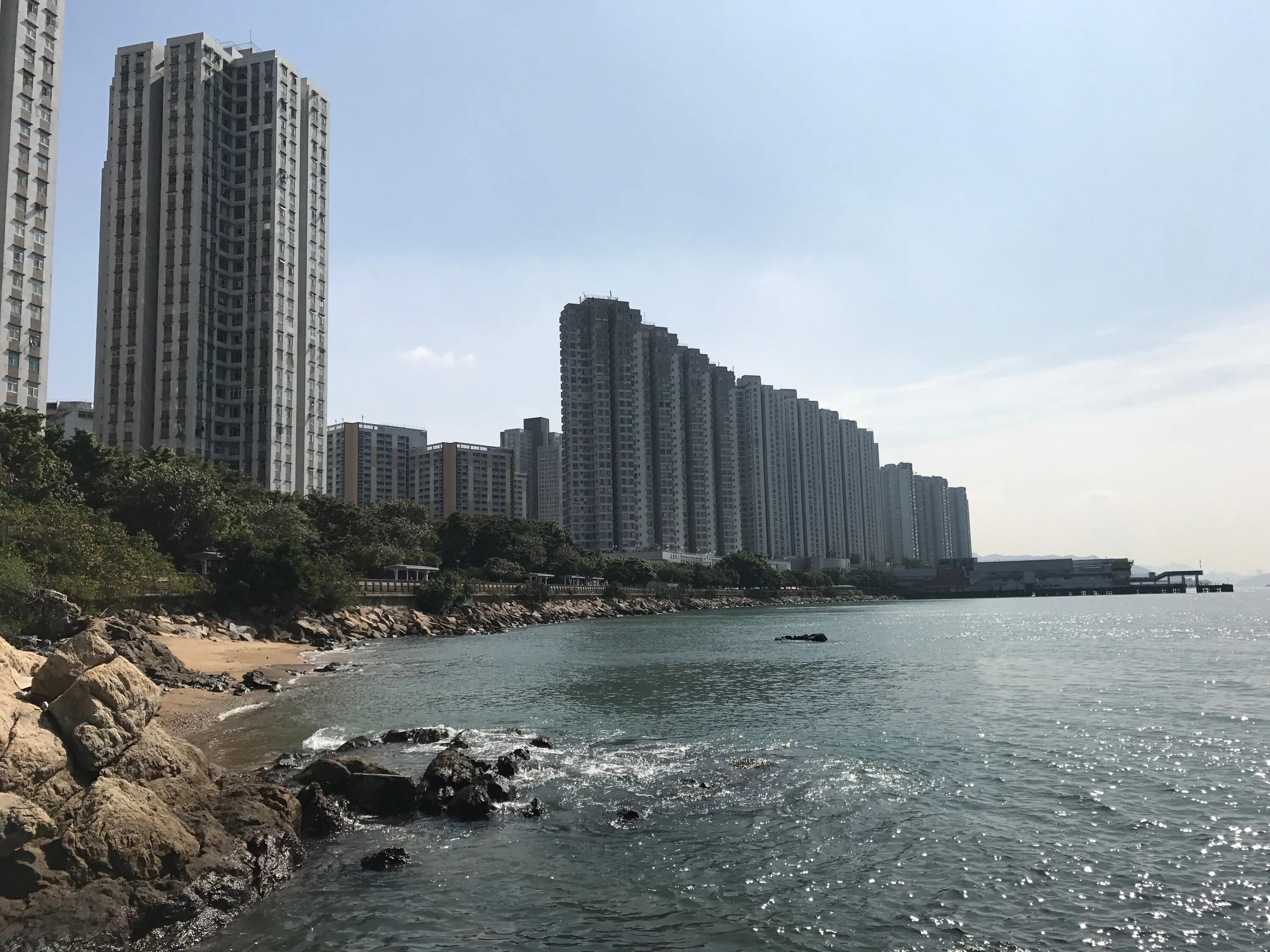 Tuen mun Гонконг. Тхюньмунь город. Шэньчжэньвань или дип Бэй. Туëн. Город муна