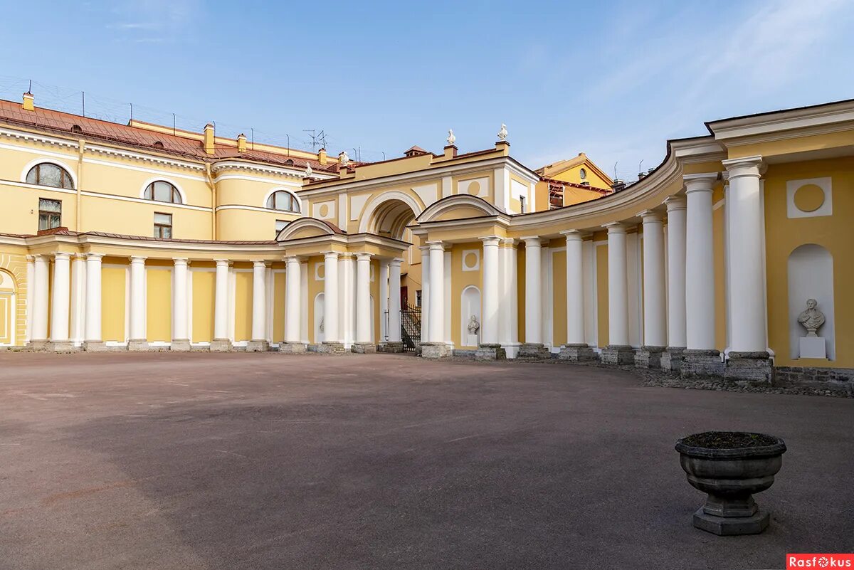 Зал прециоза юсуповского дворца. Дворец декабристов. Дом музей декабристов в кургане внутри. Дворец юсуповых на мойке. Юсуповский дворец гаспра.