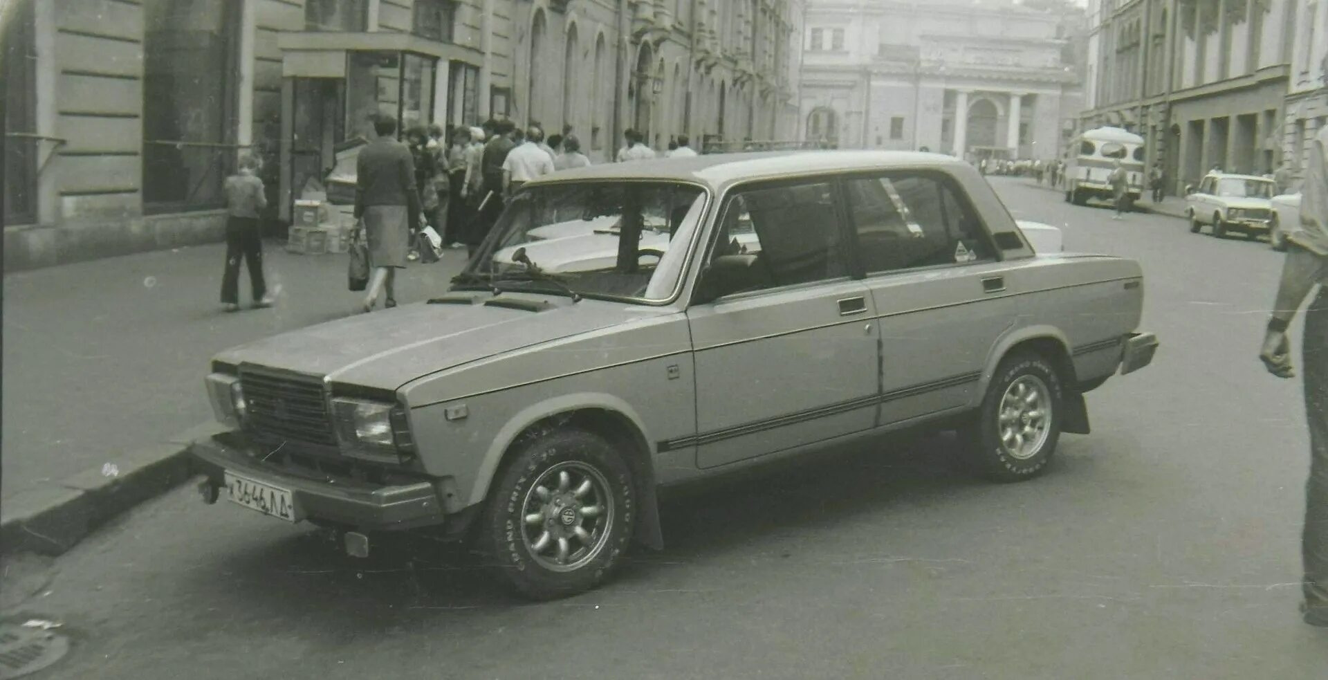 Ваз 2222. Ваз 2107 с советскими номерами. L с р l d. Lada чк. Лд номера ссср.