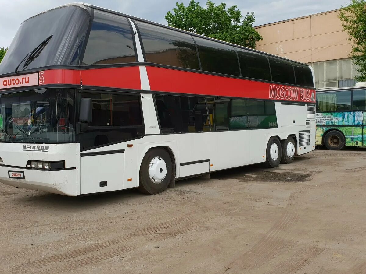 Автобусы неоплан купить авито. Автобус Neoplan 122/3. Неоплан 122. Автобус Неоплан 519. Неоплан 1999.