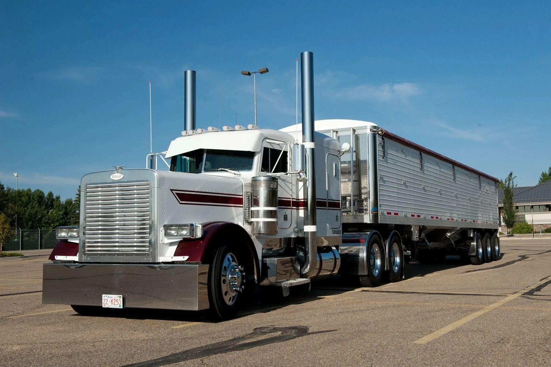 Что такое трак. Трак петербилт 379. тягач peterbilt 379. американский грузовик peterbilt. американский тягач peterbilt 379.