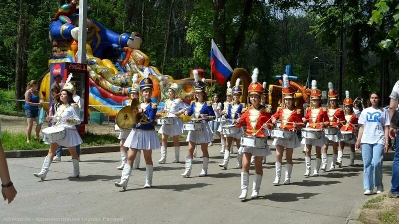 Барабанщицы Академии ФСИН Рязань. День России Рязань. День города в Рязани. Муниципальный культурный центр Рязань день города.