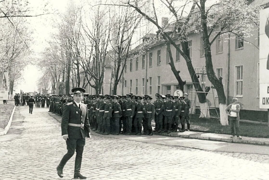 В ч п п 7 15. Военный городок ГСВГ. ГСВГ Потсдам в ч 58766. Нойштрелиц военный городок. Военный городок Плауэн Германия.