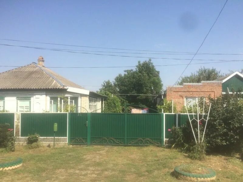 Квартиры станицах ставропольского края. Ставропольский край суворовская ул шоссейная 13. Домик в г изобильном ставропольского края. Дом ставропольский край с донское. Станица советская ставропольский край.