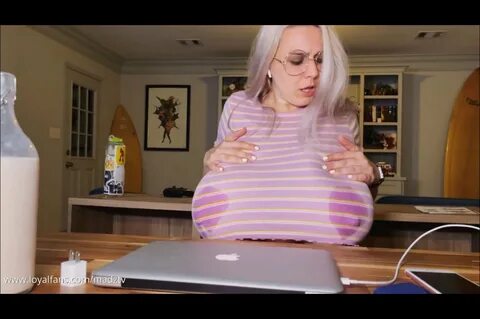 Post by. 🎄 MADZ Is MERRY 🎄. 