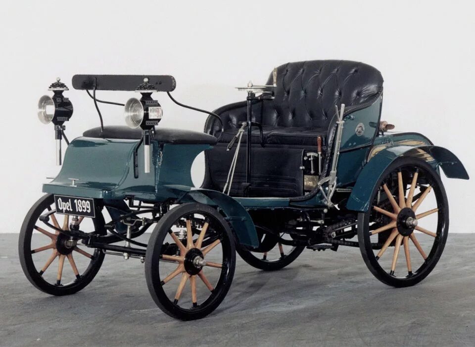 Автомобили 1 10. Автомобиль Opel 1899. Opel-Lutzmann. Опель 1899 первая машина. Опель 1862.