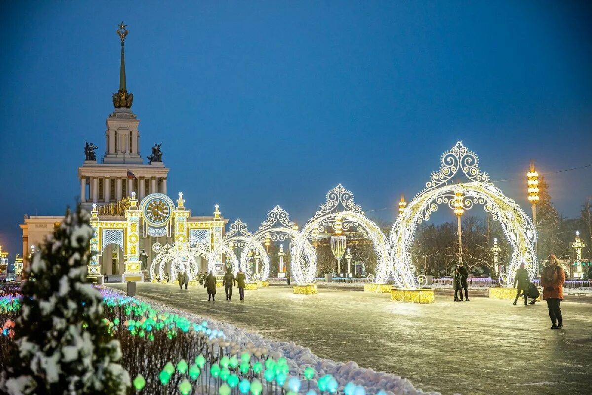 Новогодние выставки в москве декабрь 2025. Вднх в москве 2025. парк вднх 2025. вднх зима 2025. вднх в москве 2025.