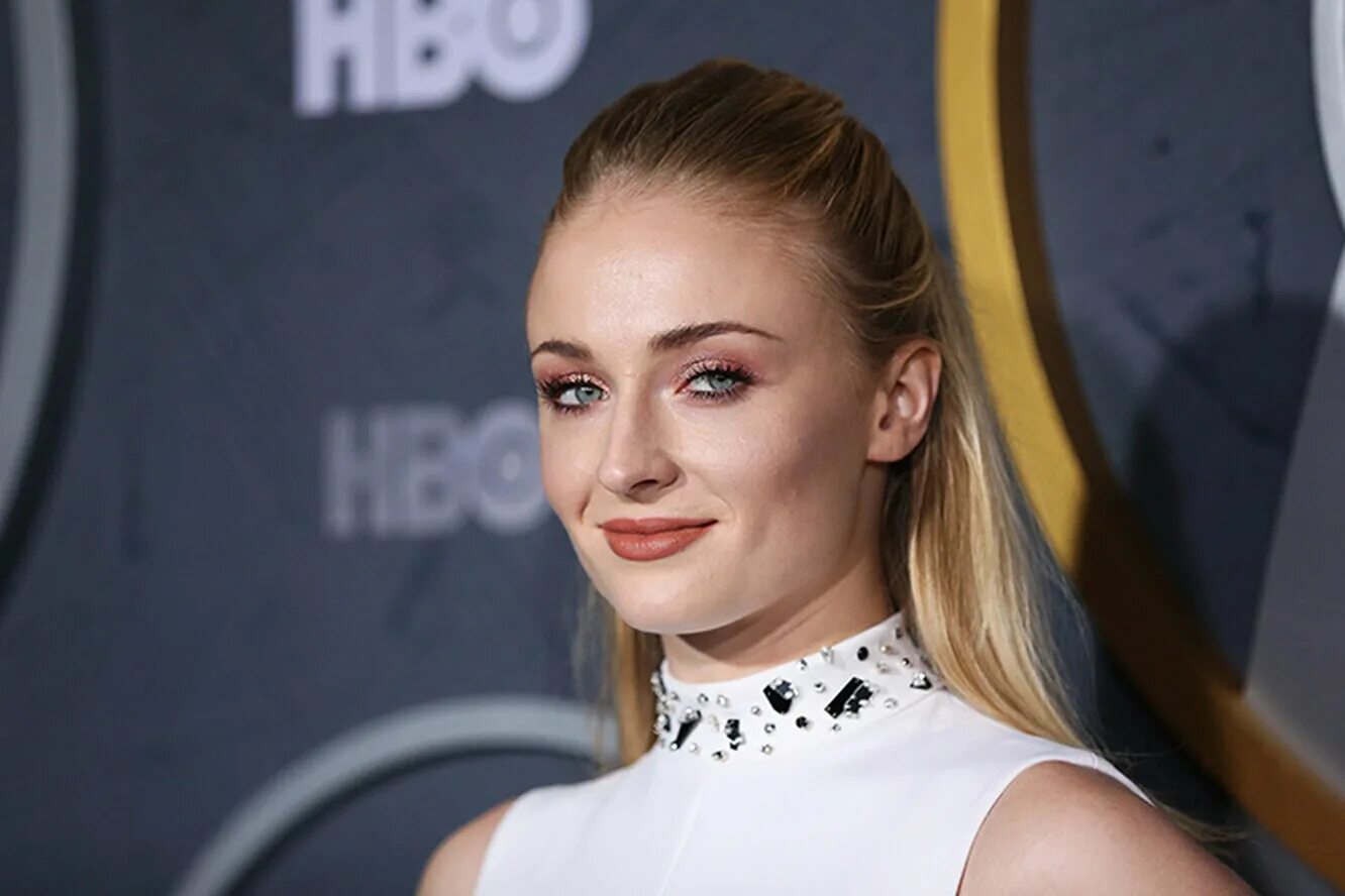 Софи тёрнер. Софи Тернер (Sophie Turner). Софи Тернер 2019. Софи тёрнер фото.