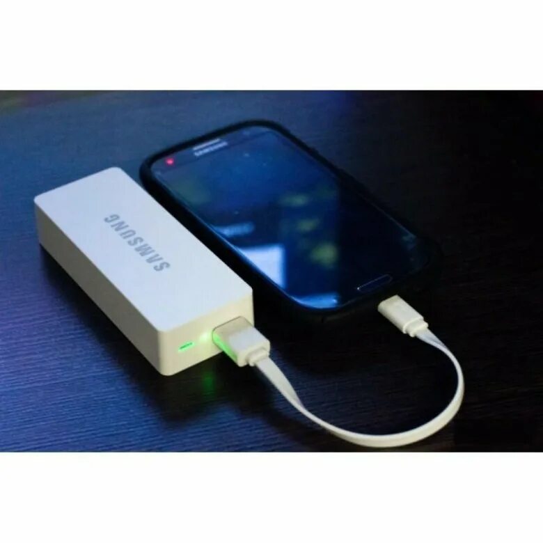 Зарядка накопителя. Samsung Power Bank 6000. Внешний аккум для айфона 6000 ампер. Bj 19 повербанк. Повербанк для самсунг гелакси а12.