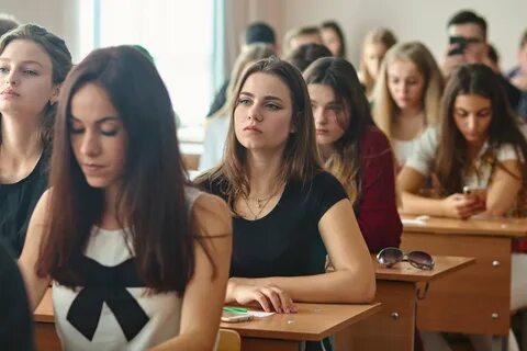 Поступить в университет без егэ после 11