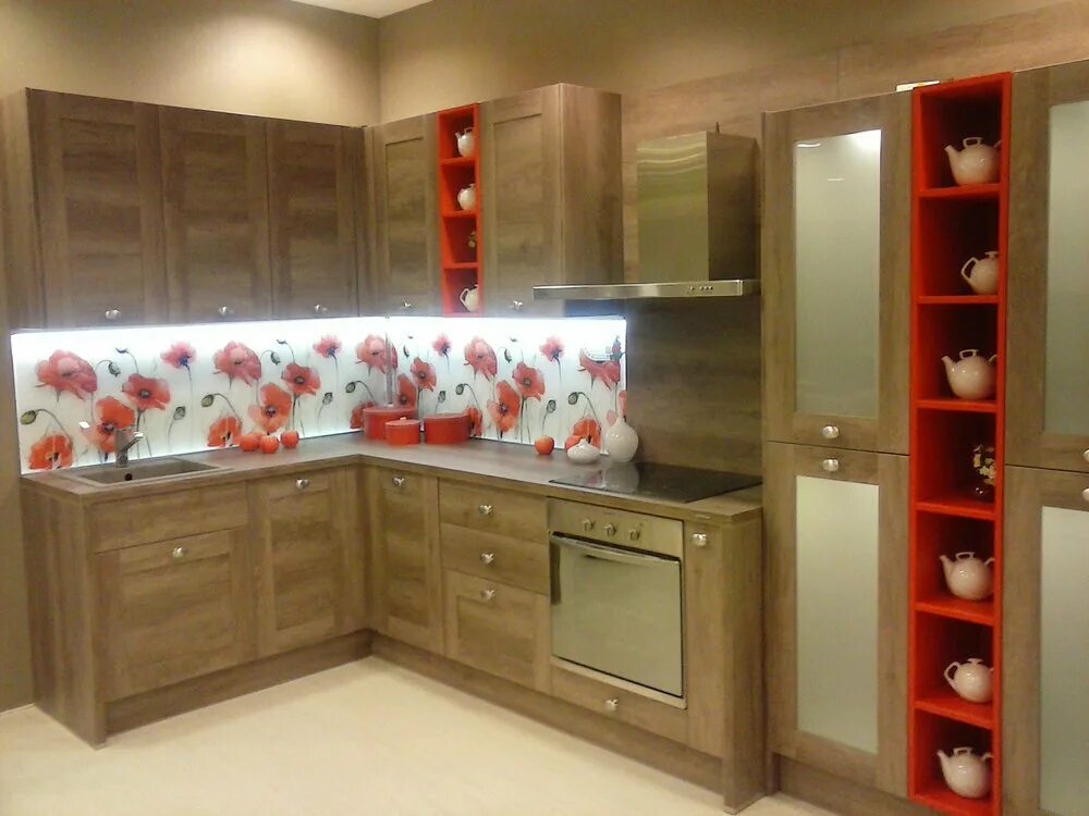 Недорогие кухни встроенные углом. Угловая кухня лорена. Кухонный гарнитур угловой 1500 на 3000. Кухни нижний новгород. Любимые кухни нижний новгород.